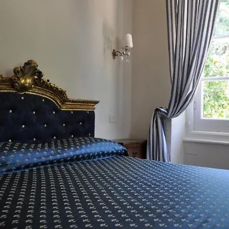Castello Canevaro Aparthotel Zoagli