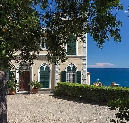 Hotel apartamentowy Castello Canevaro Zoagli