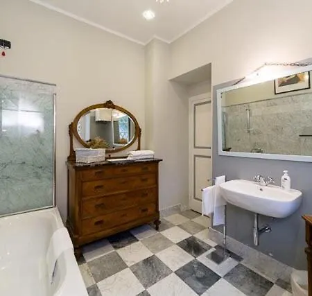 Aparthotel Castello Canevaro *