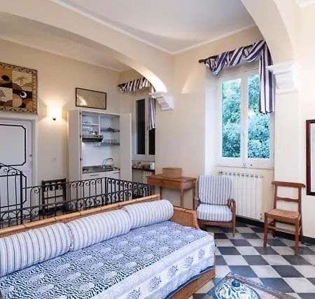Hotel apartamentowy Castello Canevaro *