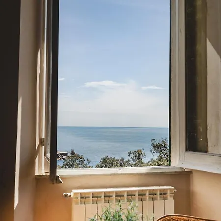 Castello Canevaro Bed & Breakfast *