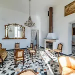 Castello Canevaro Дзоальи