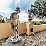 Castello Canevaro 3* Дзоальи