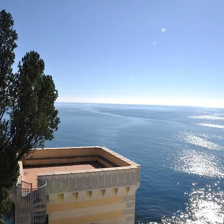 Castello Canevaro 3* Zoagli