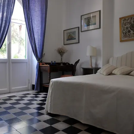 Castello Canevaro 3* Zoagli