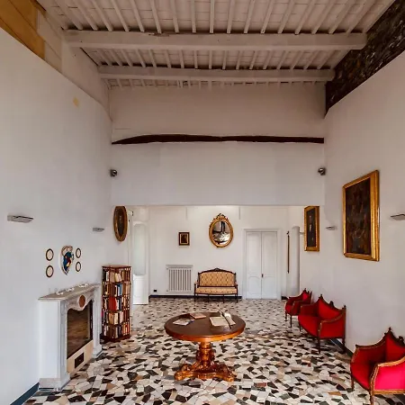 Castello Canevaro Aparthotel 3*