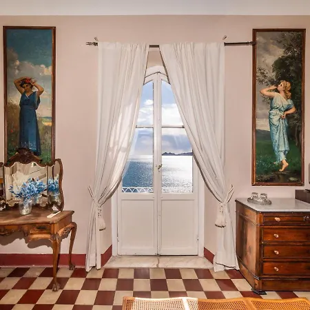 Castello Canevaro Aparthotel 3*