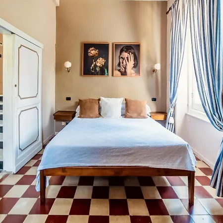 Castello Canevaro Aparthotel