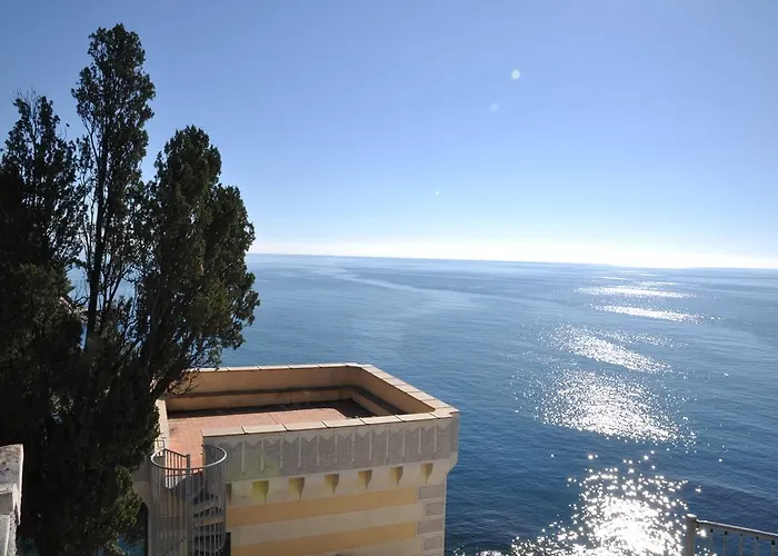 Castello Canevaro 3* Zoagli