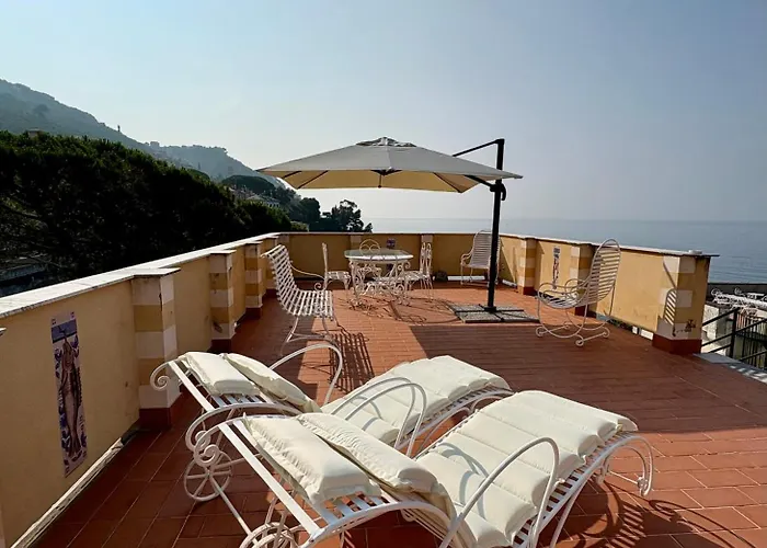 Castello Canevaro 3* Zoagli